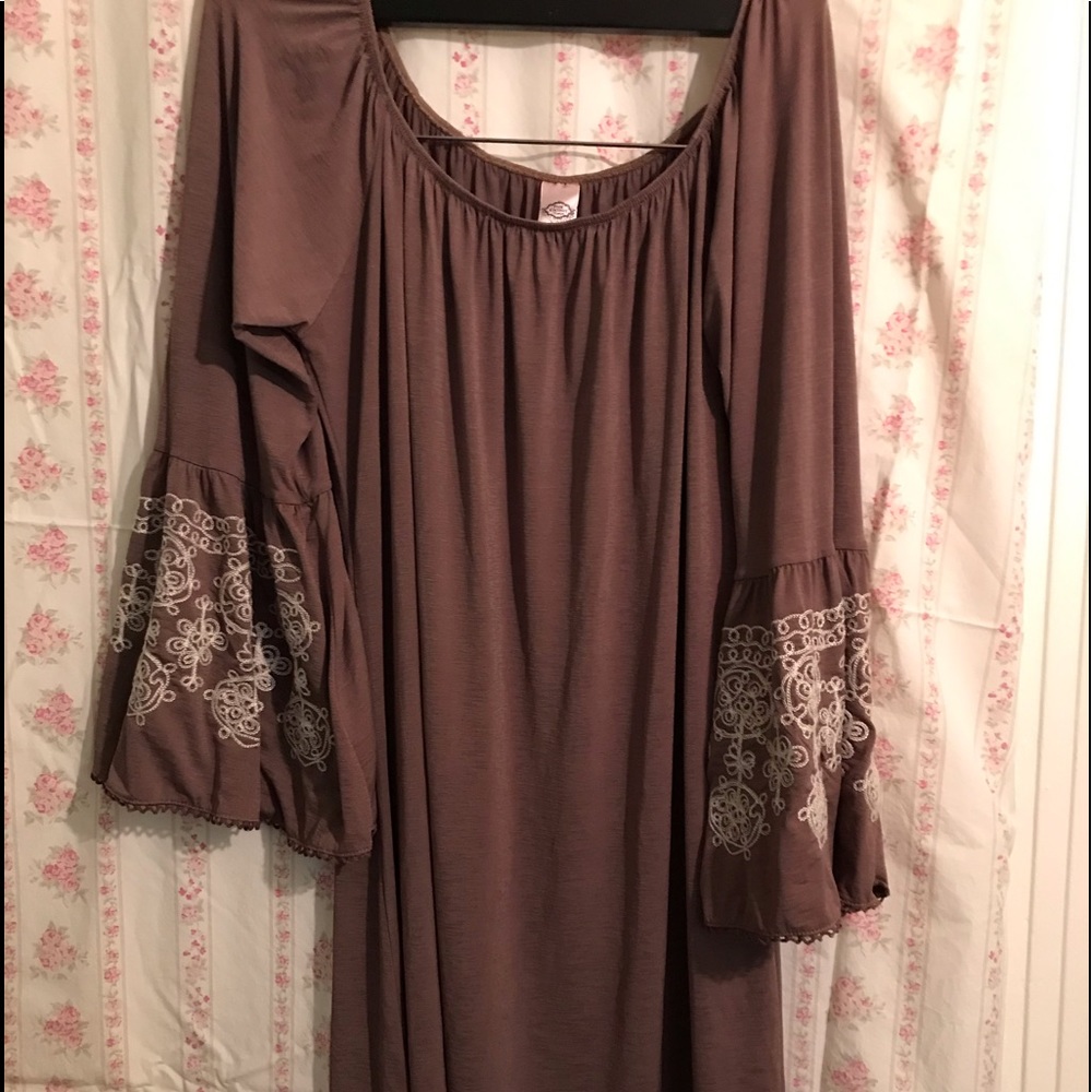 Pink Coconut flare sleeve dress